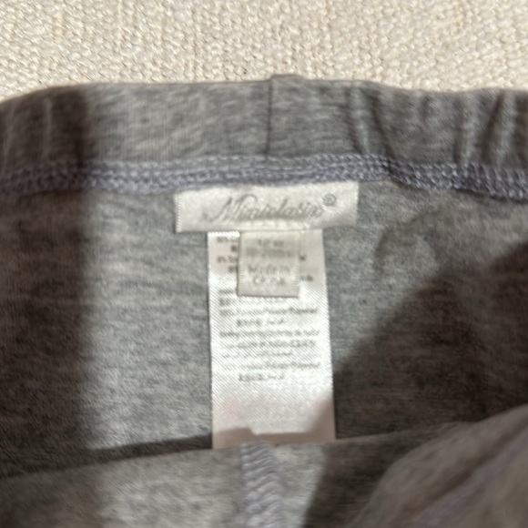 Miniclasix sweater and legging with tutu. - Picture 7 of 7